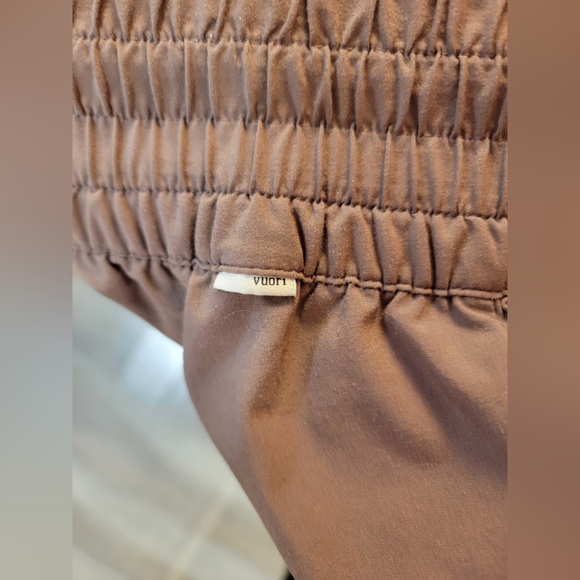 VUORI•Villa Wideleg Pant•Short inseam High Rise•Chocolate Tan Brown•LIKE NEW•L - Picture 8 of 16